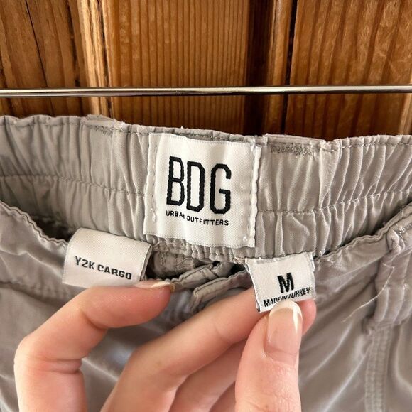 Women's BDG Urban Outfitters Medium Y2K Cargo Straight Leg Pockets Gray Cotton - Picture 3 of 5